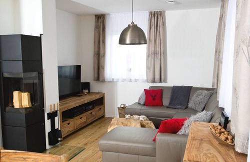 Lechbruck House | Relaxing Holiday Home Near Golf Course and Beautiful Lake