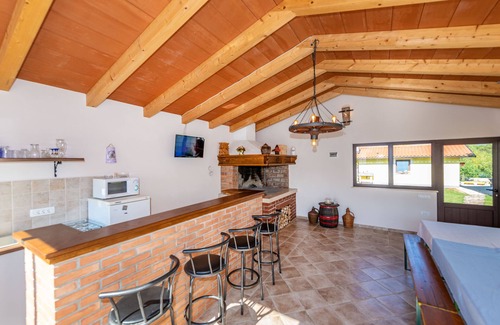 Strmac Resort | Discover a New Complex of 4 Apartments in Labin Suburbs