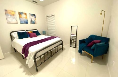 Mission Apartment | Pet-Friendly Condo on Shary with a Perfect 10/10 Score