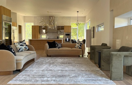 Davenport Ranch House | New Construction 5-Bedroom Luxury House in Westlake - 15 min from downtown