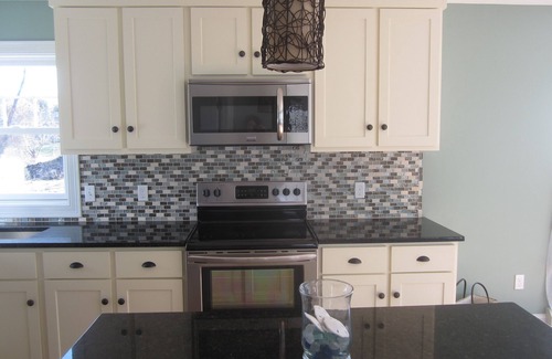 Little Compton House | New Coastal Retreat with Pool and Breakfast Near Beach