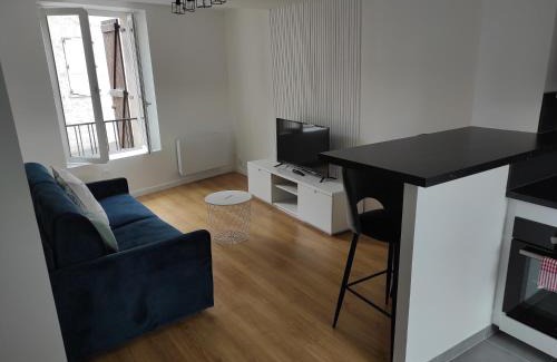 Vemars Apartment | Cozy Retreat 15 Min from Paris & Close to Parc Astérix