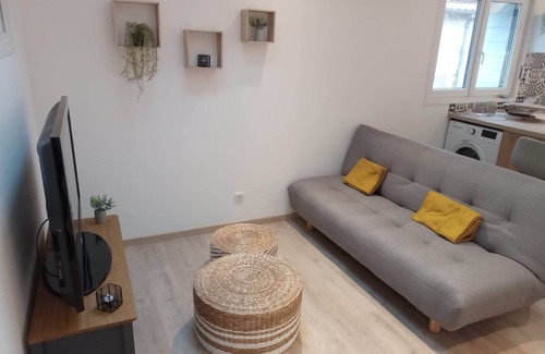 Urcay House | Family-Friendly Cottage Retreat in Forêt de Tronçais