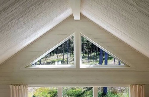 Mellerud O Cabin | Inviting Cottage Near Vänern with Pool & Spa Amenities