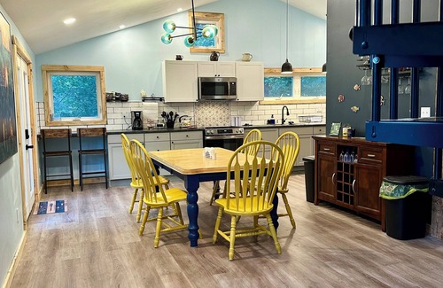 West Buxton House | New Cozy 2-Bedroom Lake House on Tranquil Bonney Eagle Pond w/Great Amenities