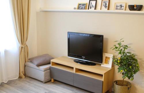 Teika Apartment | Inviting Apartment with Free Guarded Parking & High Ratings