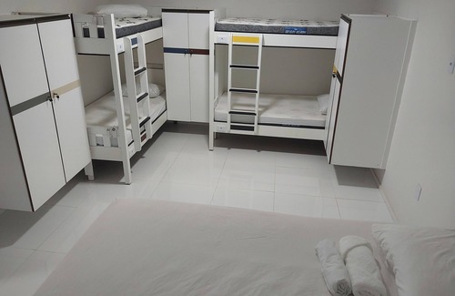 Ponta Negra Cabin | Charming Family-Run Hostel in Prime Location for Your Stay