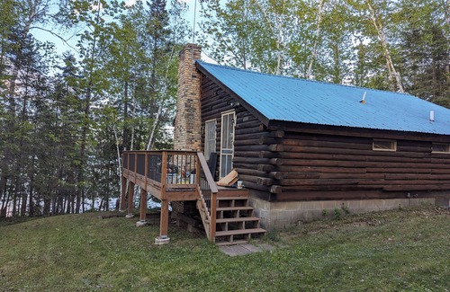 Remer Cabin | NEW! Cozy log cabin on beautiful Washburn Lake with 374 feet of lakeshore!