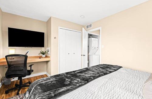 Roseville Apartment | Cozy Roseville Lower Flat: Perfect for Families and Pets