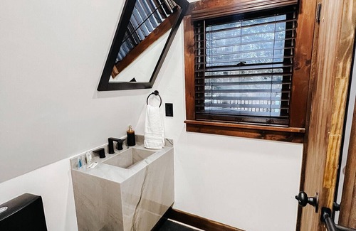 Tamworth Cabin | Discover a Cozy A-Frame Retreat in the Woods with Hot Tub
