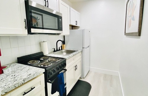 Deerfield Beach House | Inviting XL Studio with Pool, Just 5 Minutes from Beach
