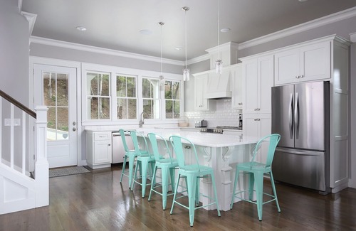 Arley House | Idyllic Lakefront Retreat at Smith Lake with Pool & Breakfast