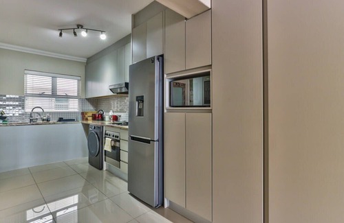 Mouille Point Apartment | New Cumberland 212 by CTHA