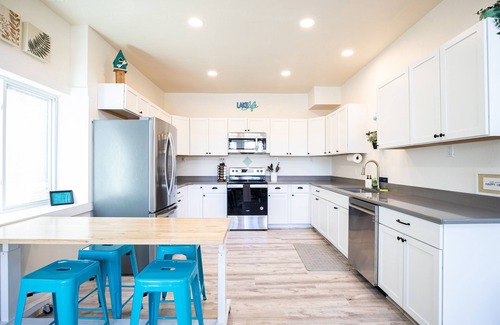 Lake of the Ozarks House | Idyllic Retreat with Breathtaking Views & Pool Access