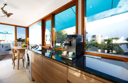 La Asomada Villa | New Deluxe Villa Via Lactea with Infinity Pool & Ocean Views