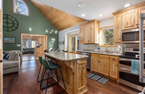 Crosslake House | Discover Havilah House by Hidden Lake - Family-Friendly Stay
