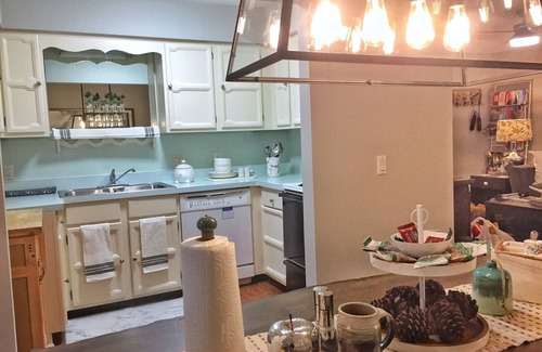 Hot Springs Village House | Comfort & Relaxation Await at Our Perfectly Located Hotel!