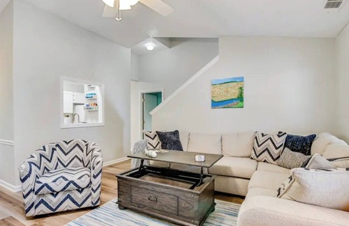 Savannah Cottage | Island Oaks Cottage: Top-Rated Stay near Savannah & Tybee