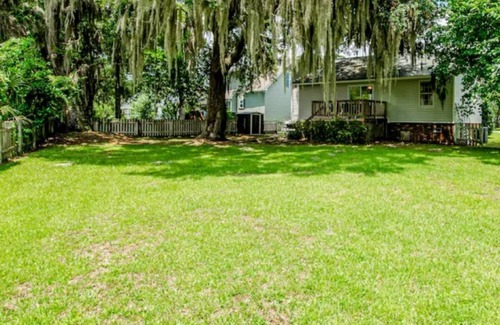 Savannah Cottage | Island Oaks Cottage: Top-Rated Stay near Savannah & Tybee