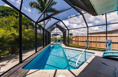 Fort Myers House | Family-Friendly Dock Canal Home with Pool & Gulf Access