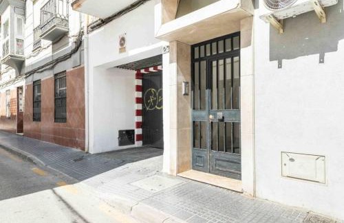 El Molinillo Apartment | Budget-Friendly Stay at Duque de Rivas in Downtown Málaga