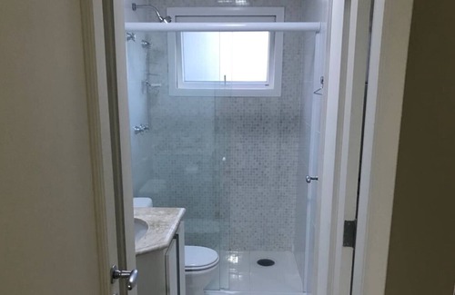 Loteamento Jardim Veu da Noiva Apartment | Stylish Duplex Retreat in Campos do Jordão with Spa