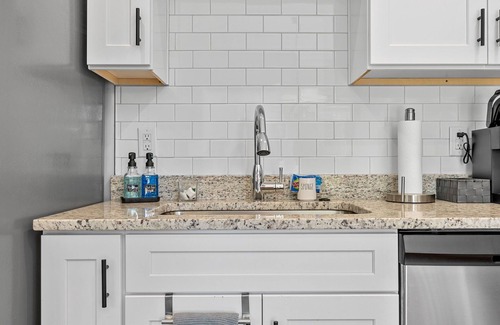 Boiling Springs House | Pet-Friendly Duplex for Families: 10/10 Rated Escape!