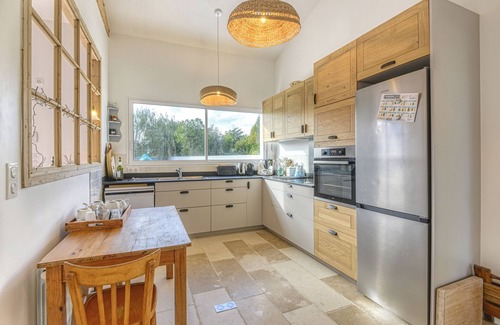 Les Portes-en-Re House | Exceptional Location: Beautiful Home with Pétanque Court