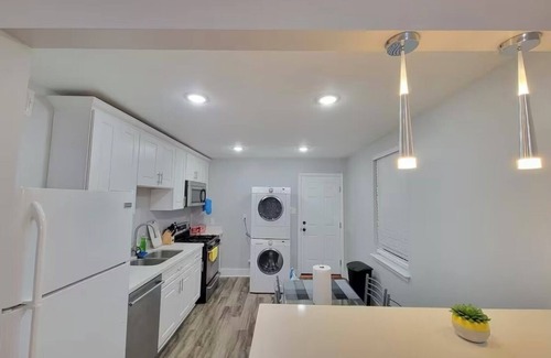 Dillard House | New Entire Apartment Ready For Your Next Vacation!