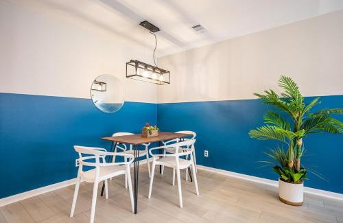 Norcross House | Cozy 2B2B Townhouse Retreat Near Family-Friendly Amenities