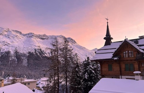 St. Moritz Apartment | New! Exclusive Apartment 3min to Chantarella Bahn
