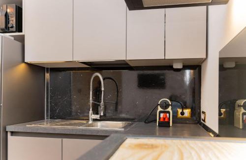 Ripamonti Corvetto Apartment | New Exclusive Apartment FONDAZIONE PRADA Tram to Duomo