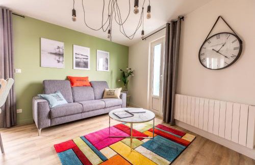 La Glaciere Apartment | Bright New F5 Neuf Hotel Near Michelin Headquarters