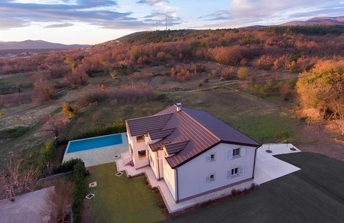 Cista Provo Villa | Family Villa Jela: Private Pool & Kitchen for 14 Guests