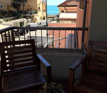 Cinque Terre Apartment | Family-Friendly Stays at New Fegina - Rated 9.2/10