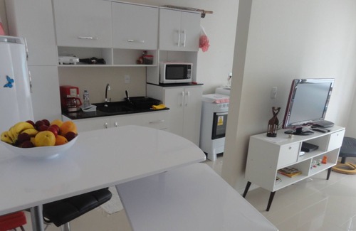 Lagoa Pequena Apartment | Beachfront 2-Bedroom Flat with Pool in Novo Campeche