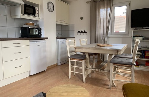 Wickerschwihr Cottage | Charming Village Flat with Pool Near Colmar & Vineyards