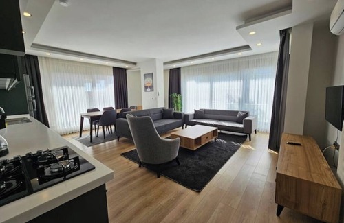 Lara House | New Flat&Large Living Space(2-1) Near Lara Beach