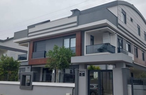 Lara House | New Flat&Large Living Space(2-1) Near Lara Beach