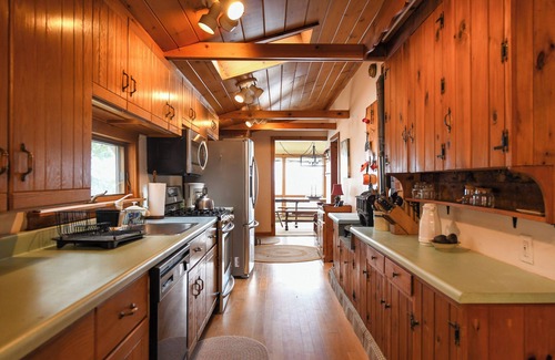 North Sebago Cottage | Discover a Serene Cottage with Breathtaking Sebago Lake Views