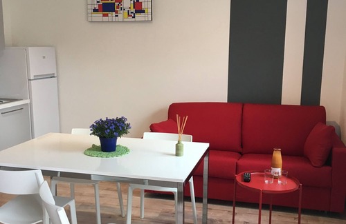 Peschiera del Garda Apartment | New Francesco Apartment: Oceanfront Stay in Peschiera del Garda
