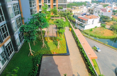 Pantai Indah Kapuk Apartment | Modern 1BR Apartment at Gold Coast near PIK with Kitchen