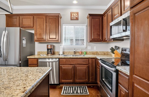 College Station House | NEW! Game Day Getaway Near Texas A&M