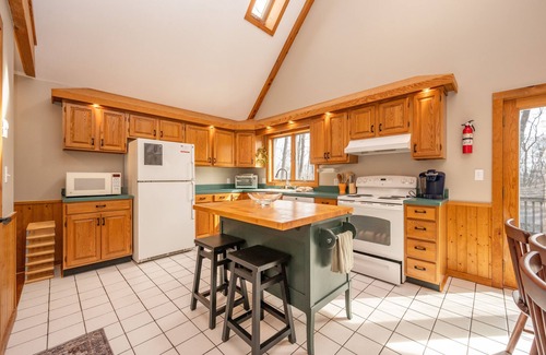 Sky Valley House | Discover Your Perfect Getaway: Lake Access & Cozy Fireplace