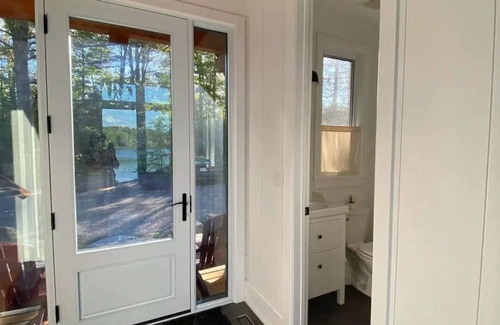 Bala Cottage | Beautiful Family Cottage by Butterfly Lake Near Port Carling