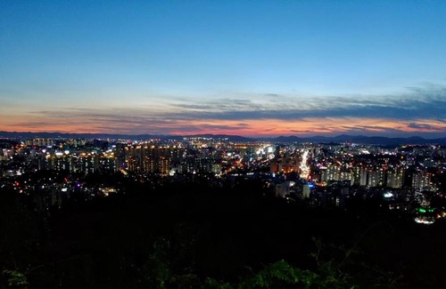 Chunghung House | Budget-Friendly New Gwangju Guesthouse with Breakfast & Kitchen