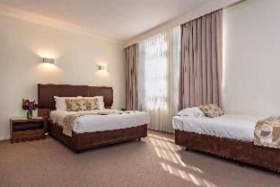 Fremantle Hotel | Explore New Haus by Hougoumont - Family-Friendly Getaway