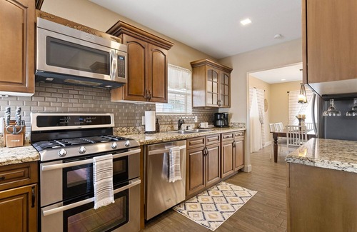 Encanto House | Unwind in a 6BR Oasis with Heated Pool & Hot Tub