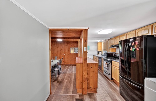 Athens House | NEW! Historic Athens Home with Location & Comfort