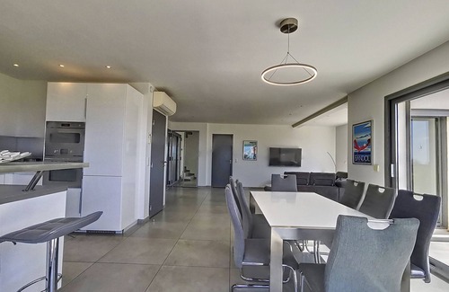 Le Castellet House | New Holiday Villa with Pool & Ocean View - Rated 10/10